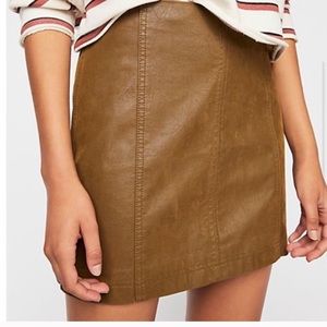 Free People caramel leather mini skirt size 6